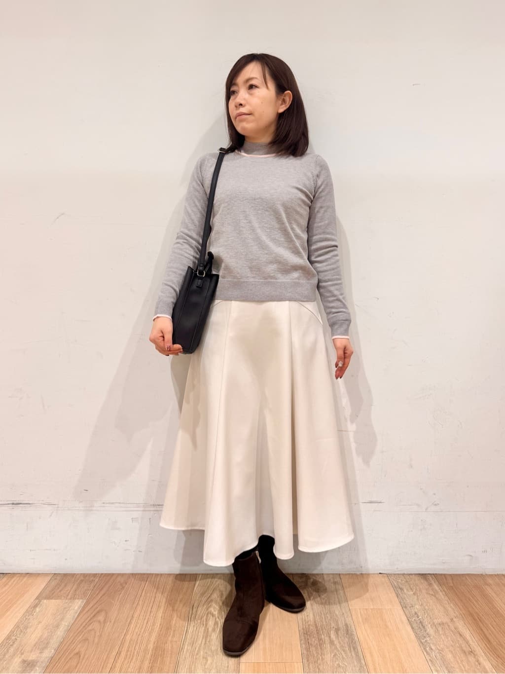 miさんの「grove｜バイカラーハイネックニット」を使ったコーディネート