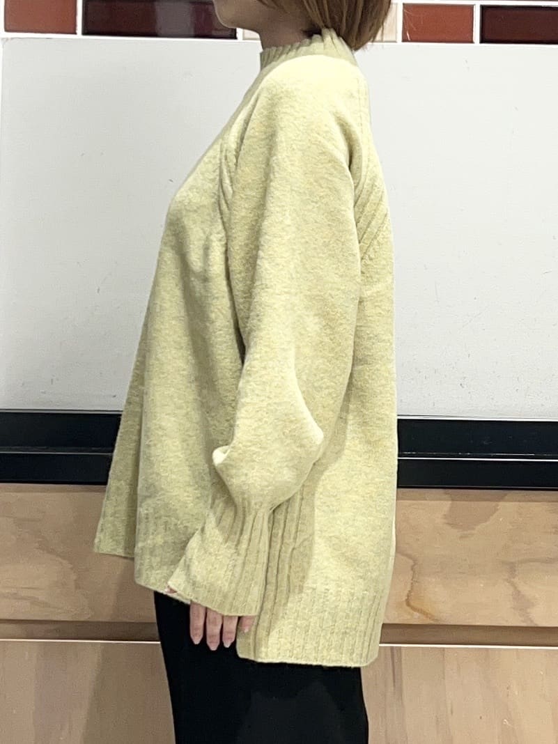 かのさんの「THE SHOP TK｜【ぎゅっとされているような暖かさ】撥水中綿ブルゾン」を使ったコーディネート