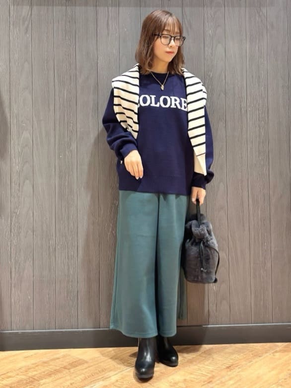 meiさんの「SHOO･LA･RUE｜【洗濯機可/S-LL】もちもちタッチ スウェットライクロゴニット」を使ったコーディネート