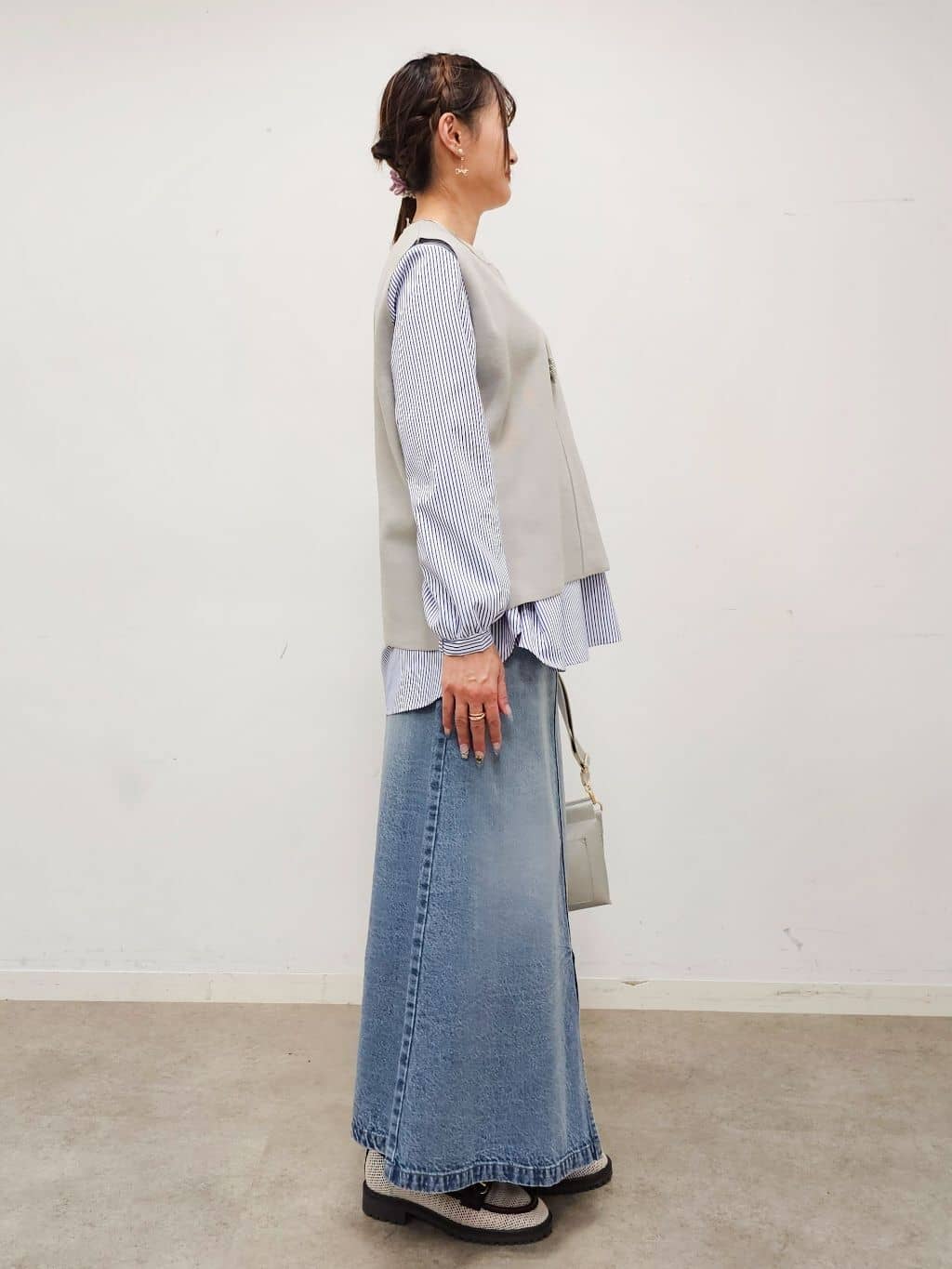 ゆゆさんの「SHOO･LA･RUE｜【SHOO・LA・RUE DENIM】シンプルだから使いやすい Aラインスカート」を使ったコーディネート