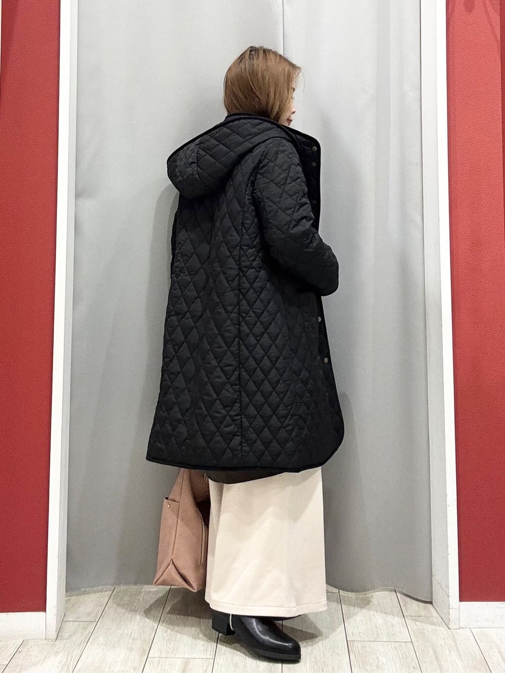 shioさんの「SHOO･LA･RUE｜【洗濯機可/S-LL】すっきり見えにこだわった コーデュロイチュニックワンピース」を使ったコーディネート