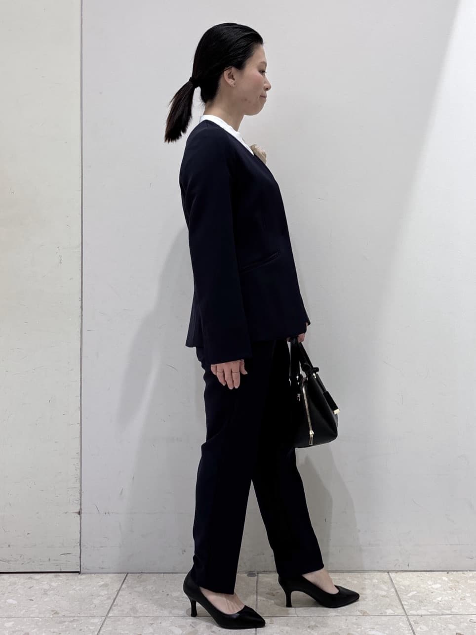 mameさんの「OPAQUE.CLIP｜《通勤／セットアップ対応》 Vネックジャケット／ダブルクロス【洗濯機OK】」を使ったコーディネート