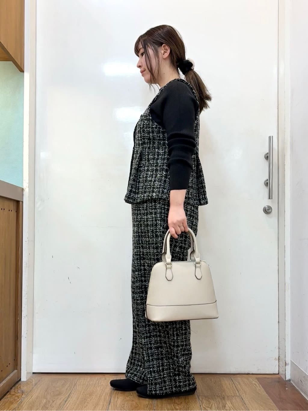 だいわさんの「SHOO･LA･RUE｜【絶妙なゆるピタ/洗濯機可】ちくちくしにくい リブハイネックやわらかニット」を使ったコーディネート