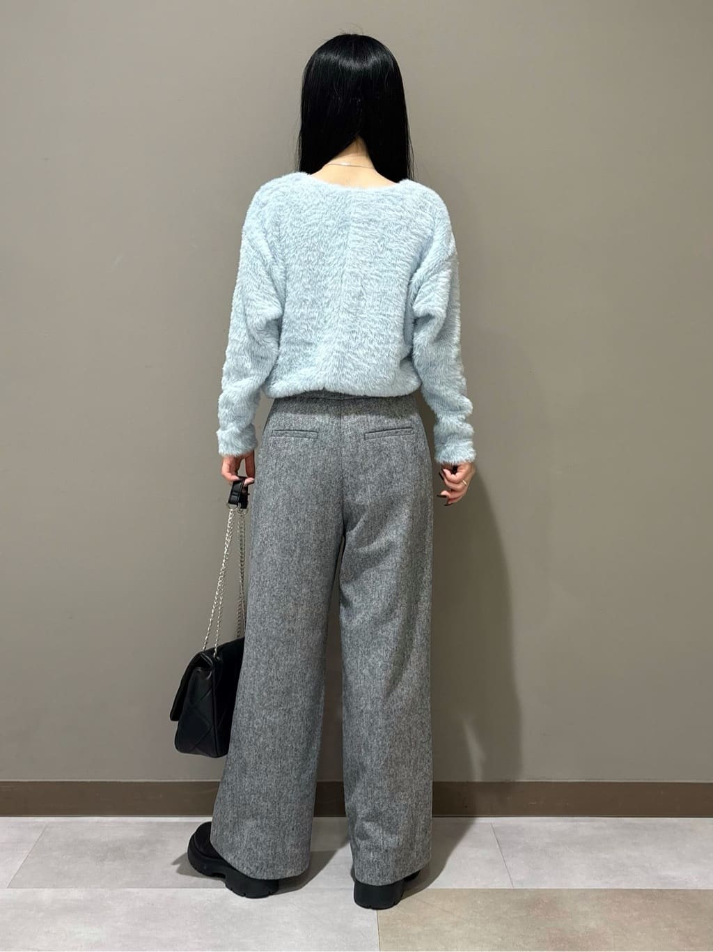 KEIKOさんの「INDIVI｜【洗える】エアリーシャギートップス」を使ったコーディネート