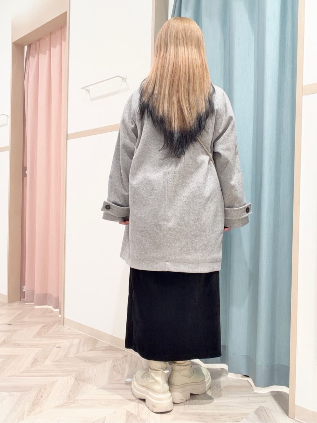 まちゃんなちゃんさんの「SHOO･LA･RUE｜【S-LL】Iラインできれい見え モール風ナロースカート」を使ったコーディネート