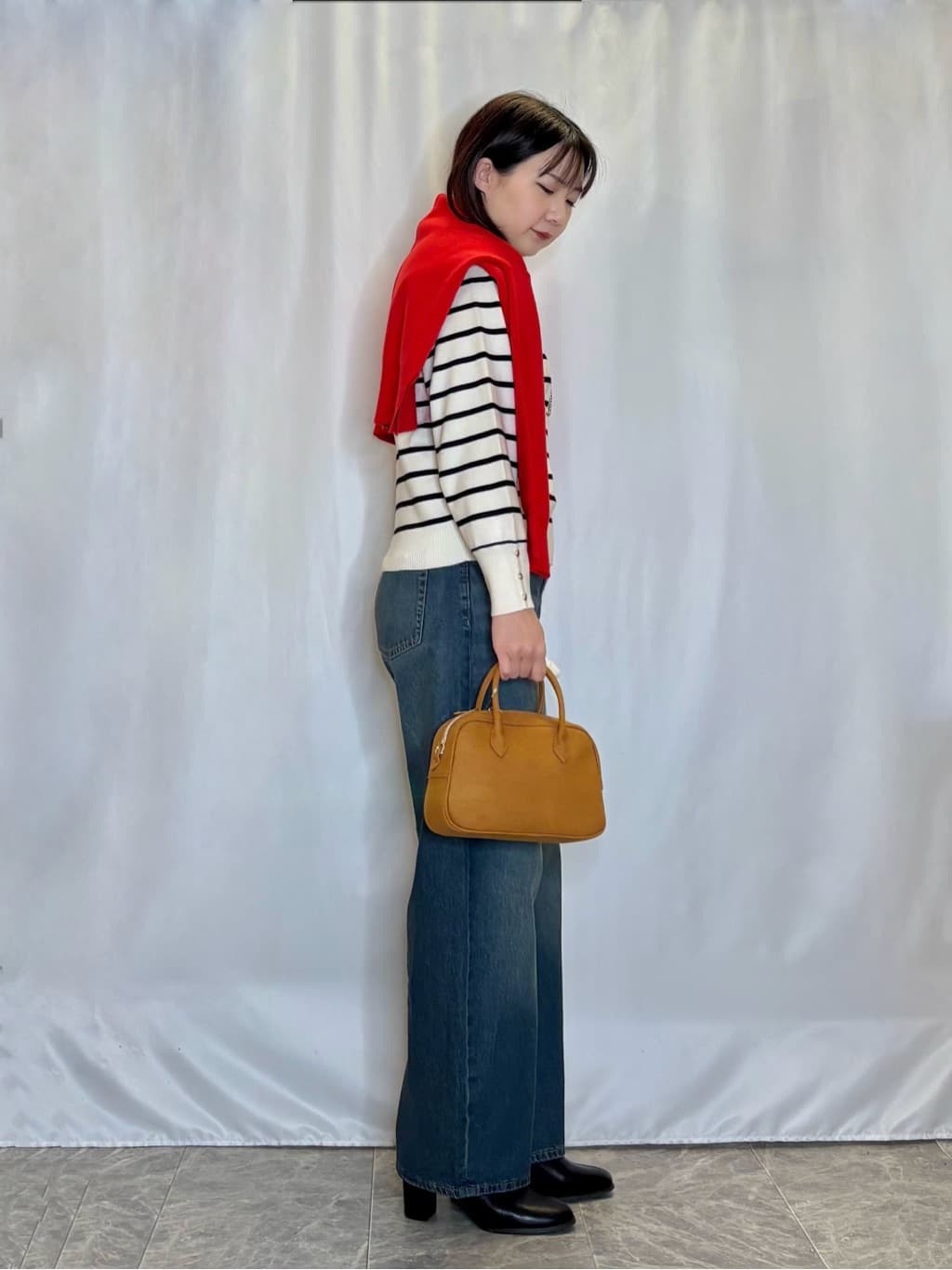 ネリさんの「SHOO･LA･RUE｜【洗濯機可/S-LL】厚すぎない　ゆったりシンプルもちもちニット」を使ったコーディネート