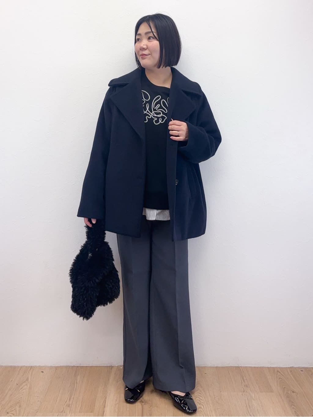 Takeさんの「OPAQUE.CLIP｜カシミヤブレンドウールミドルピーコート」を使ったコーディネート