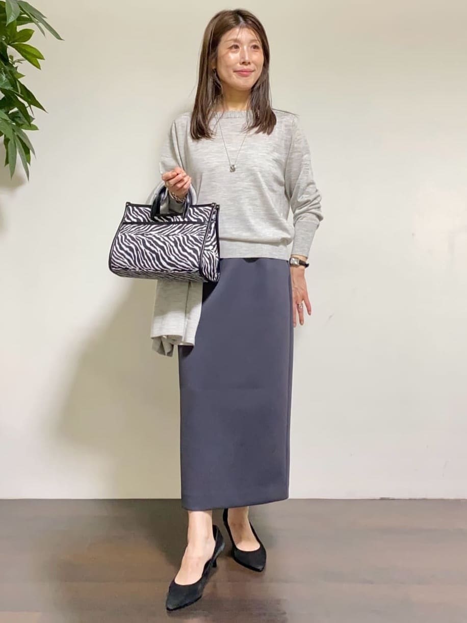 tomoさんの「UNTITLED｜【アンサンブル可/洗える/ボタンなし】シルクウールカシミヤ 着流しカーディガン」を使ったコーディネート