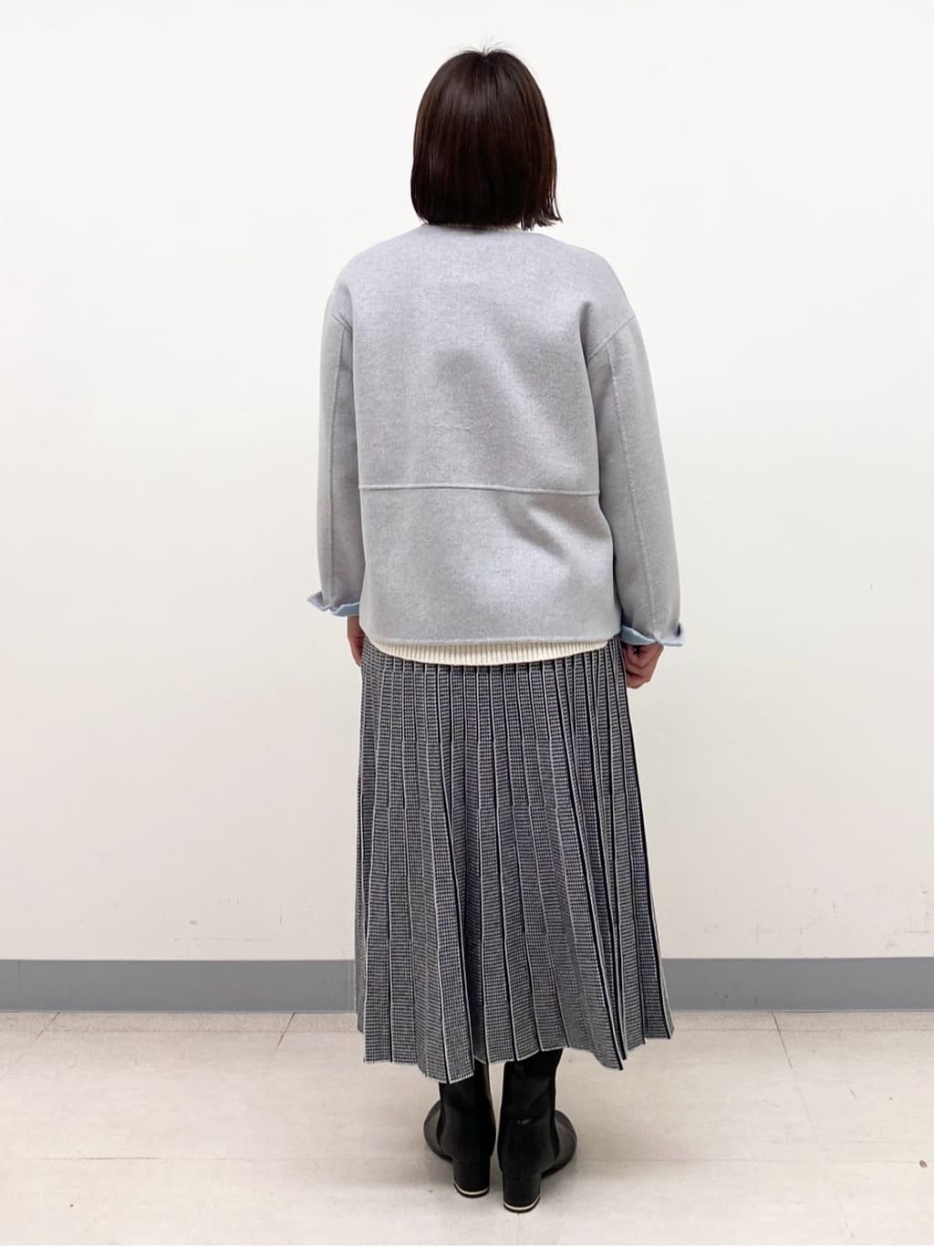 YUKARIさんの「INDIVI｜【配色デザイン／ショート丈】ウールリバー ノーカラーコート」を使ったコーディネート