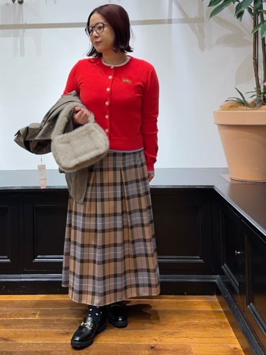 Asamiさんの「DRESSTERIOR｜コンパクトフェイクファーバッグ」を使ったコーディネート