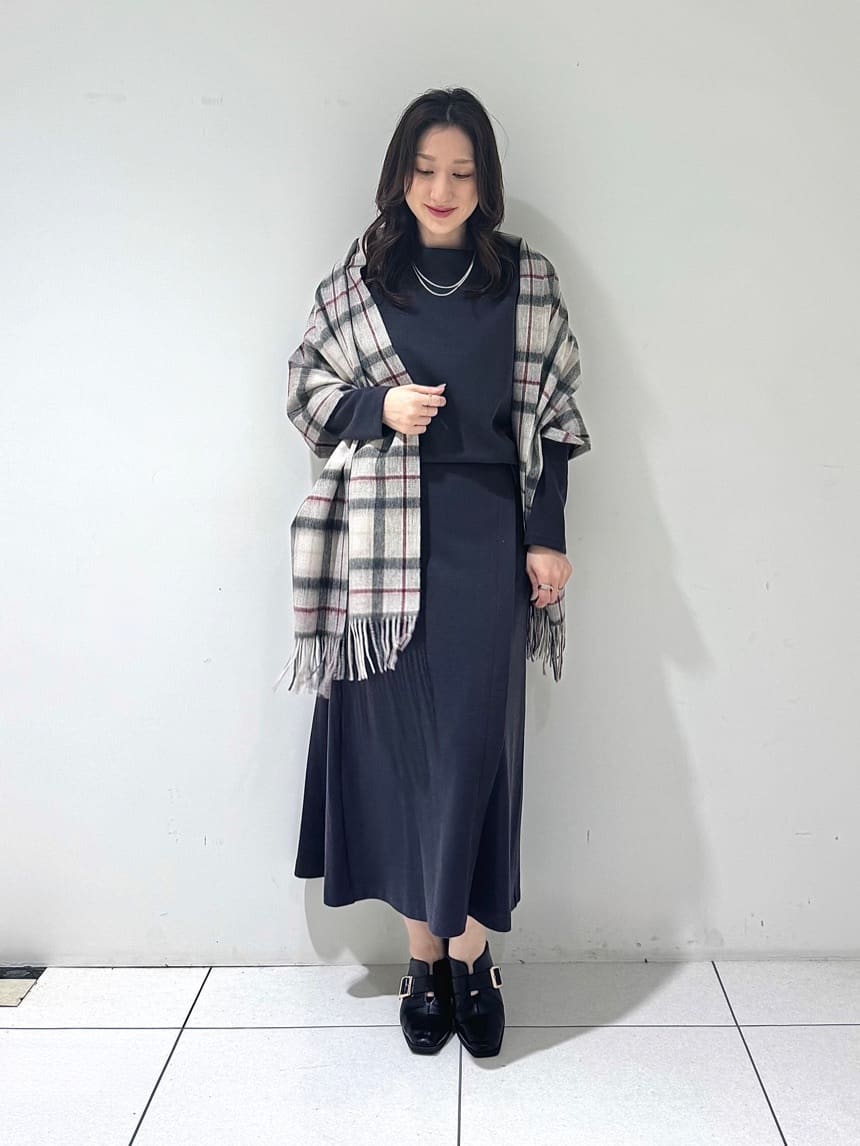 そんさんの「INDIVI｜【SETUP可能／洗える／UVケア】ライトジャージ ボトルネックトップス」を使ったコーディネート