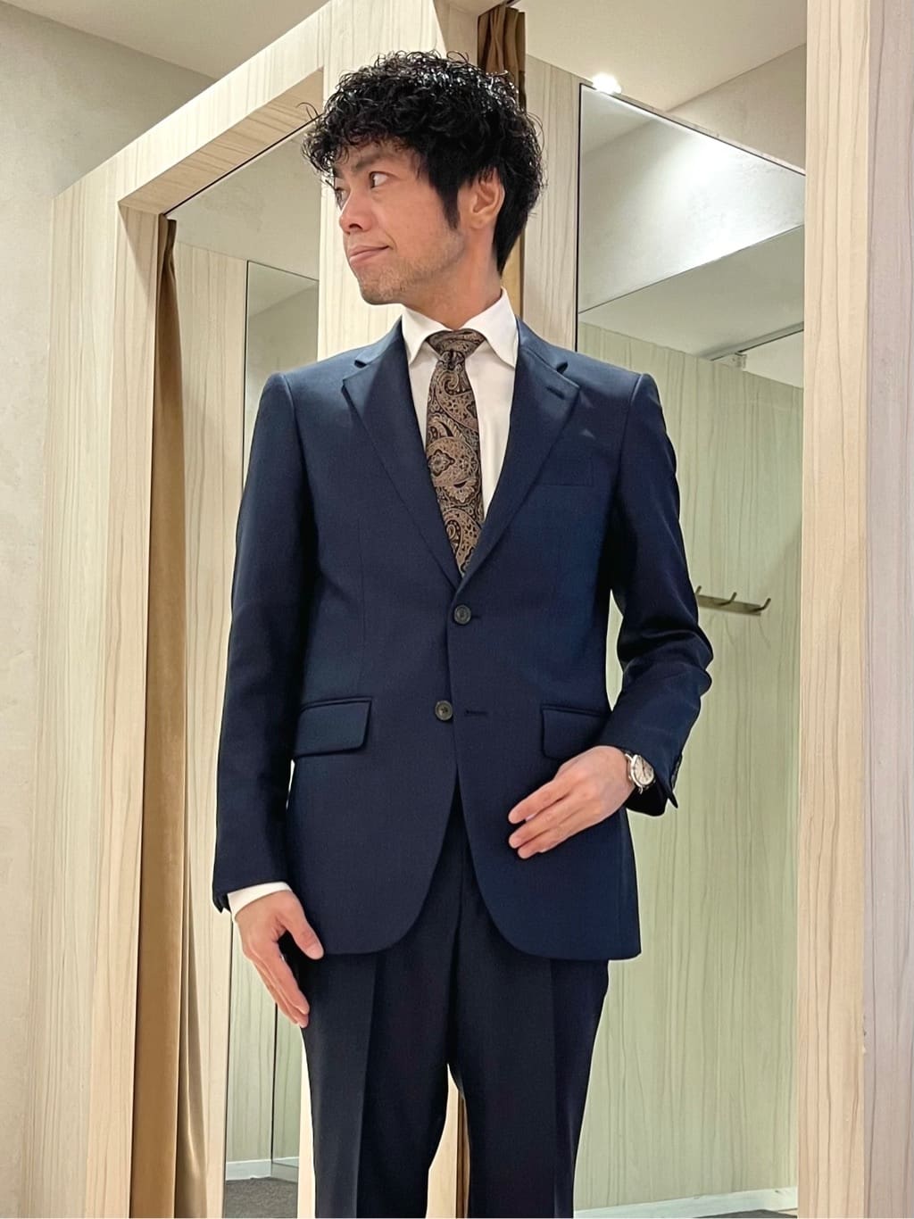 URAさんの「TAKEO KIKUCHI｜カシミヤブレンド ビーバー調ピンヘッドスタンドカラーコート」を使ったコーディネート