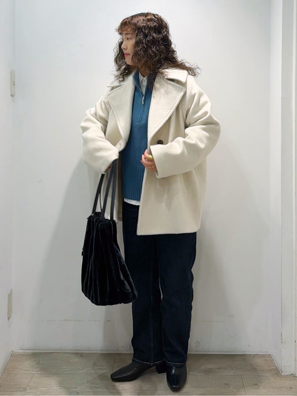 sumicaさんの「OPAQUE.CLIP｜カシミヤブレンドウールミドルピーコート」を使ったコーディネート