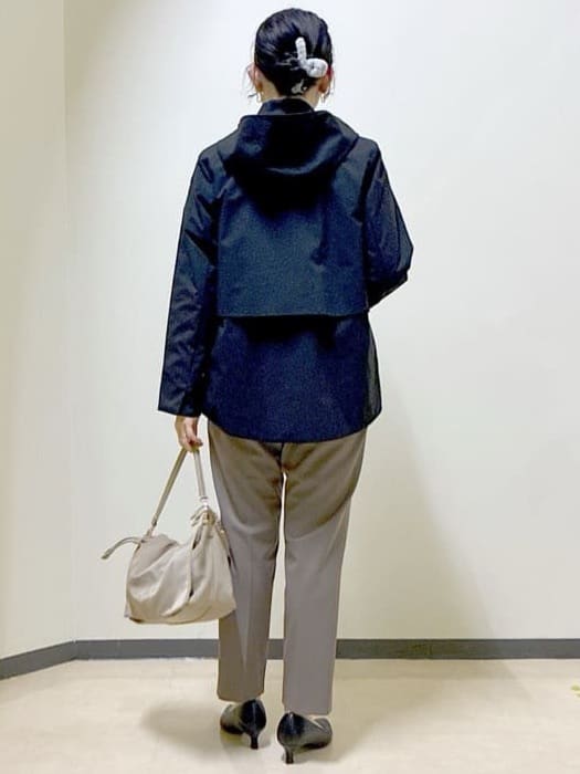 beni_gingerさんの「Reflect｜【すっきり見え／フード取り外し可／通勤におすすめ◎】ライティアウター」を使ったコーディネート