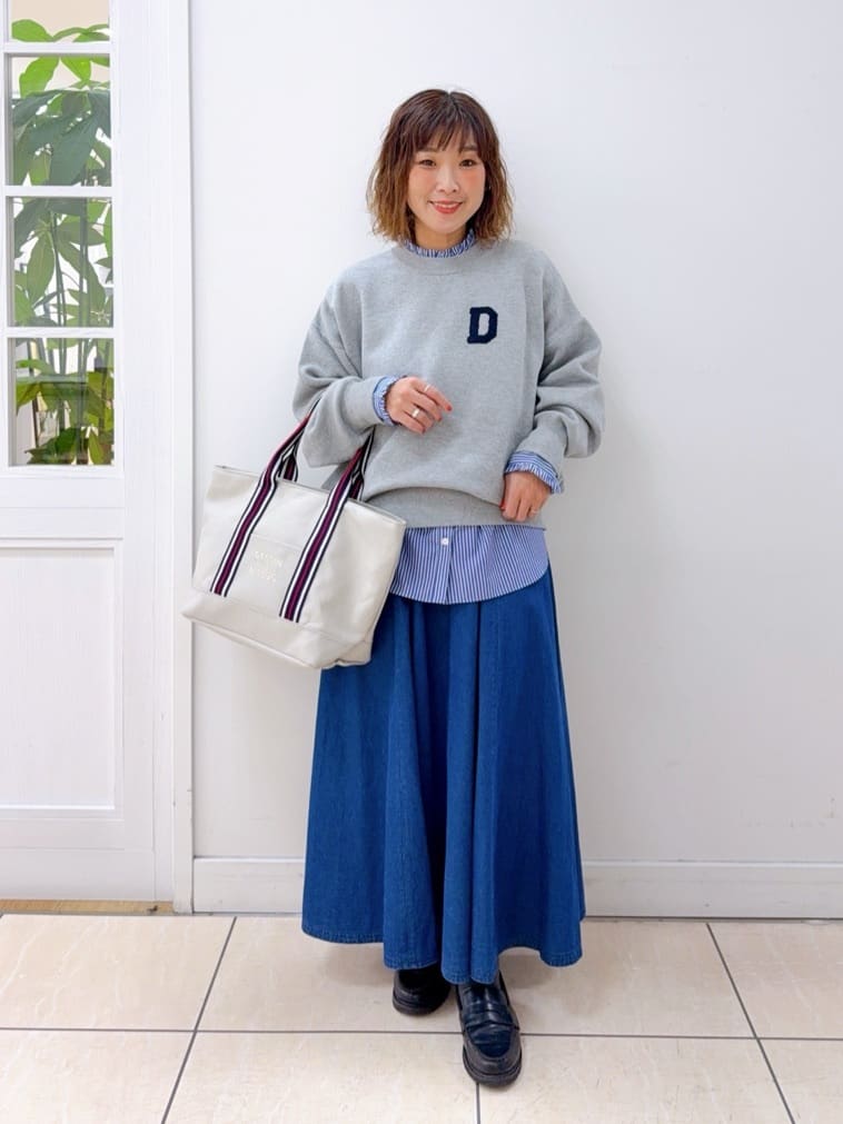 Osawaさんの「Dessin｜【洗える】Dサガラ刺繍ワッペン付きニット」を使ったコーディネート