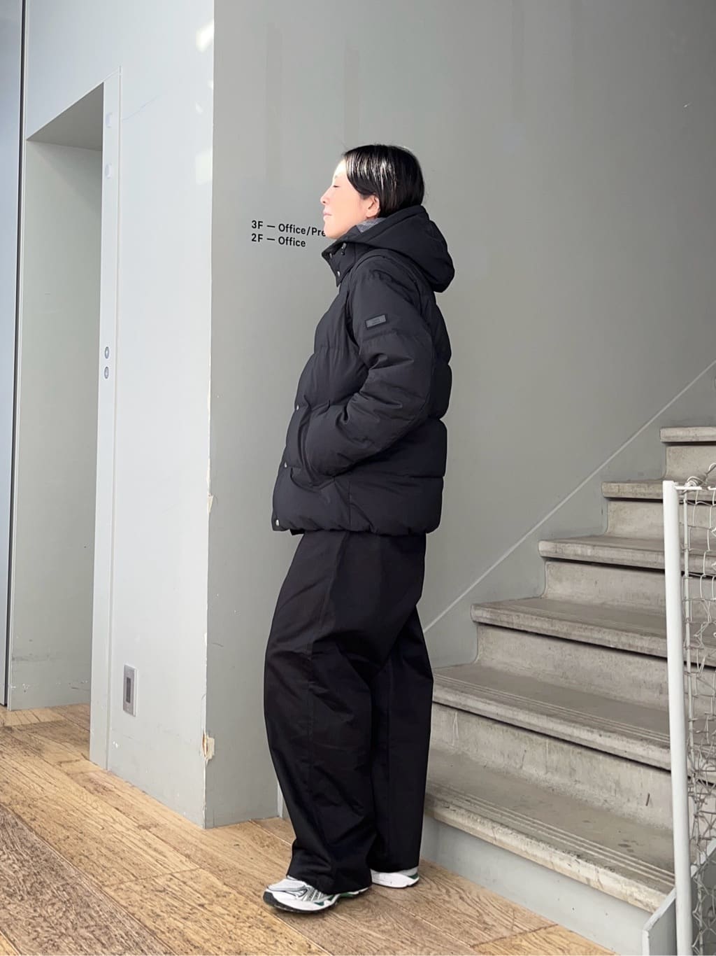 神野（jinno）さんの「TAKEO KIKUCHI｜【袖取り外し可】デタッチャブル ダウンブルゾン」を使ったコーディネート
