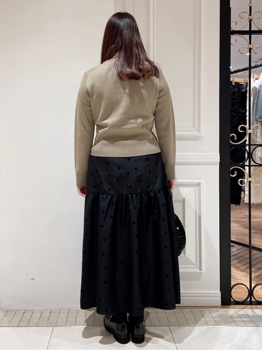 minowaさんの「DRESSTERIOR｜ミラノリブカーディガン」を使ったコーディネート