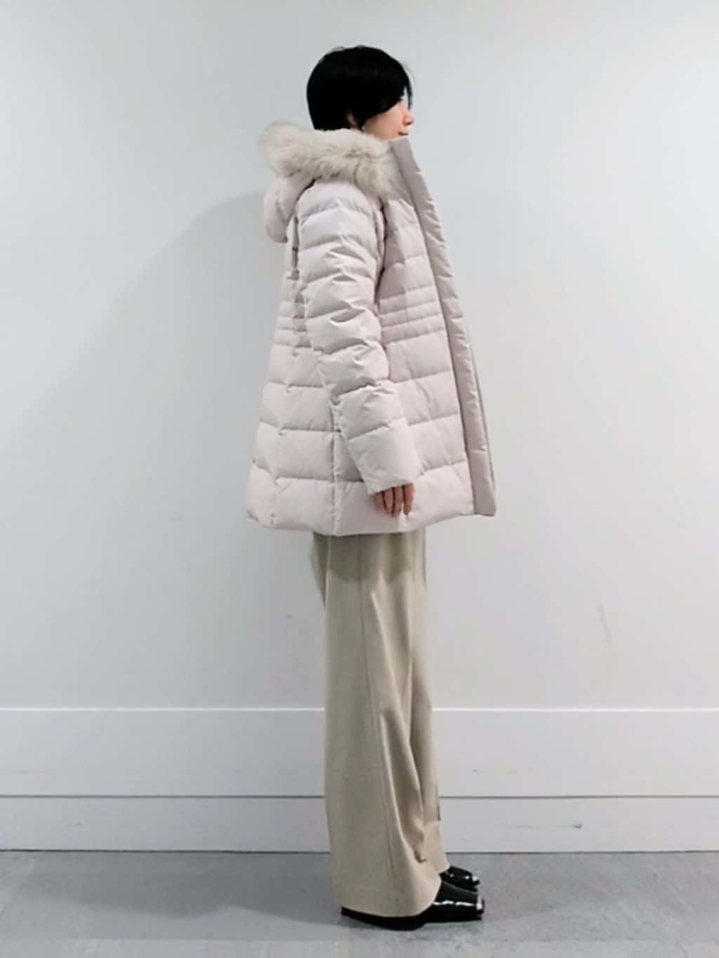 ミズタさんの「UNTITLED｜【大人な品格/ふわふわニット】フォックスカシミヤ コクーンニット」を使ったコーディネート