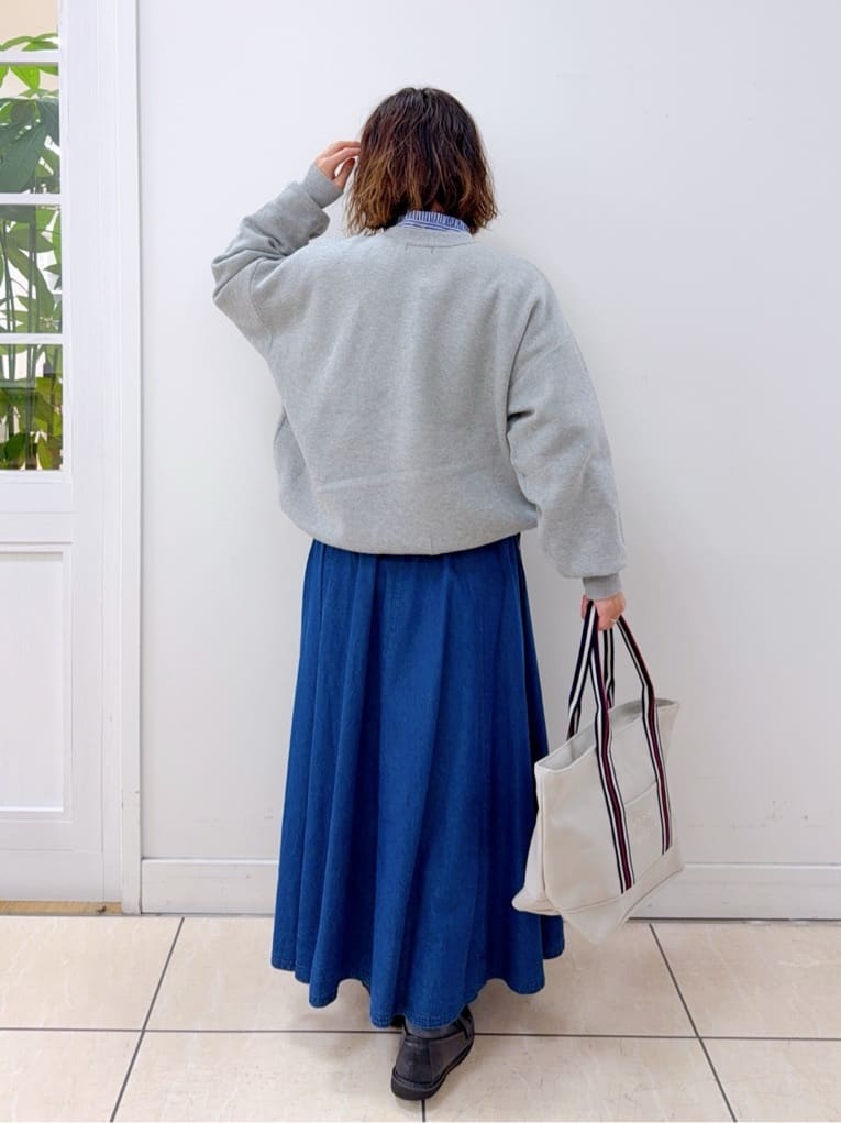 Osawaさんの「Dessin｜【洗える】Dサガラ刺繍ワッペン付きニット」を使ったコーディネート