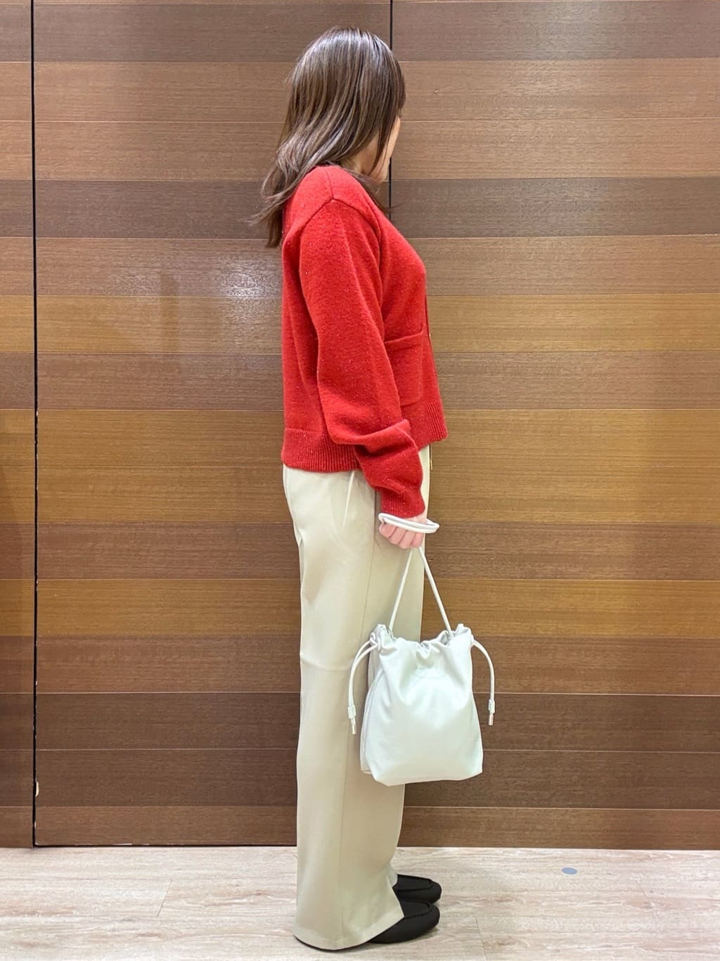 maichiさんの「OPAQUE.CLIP｜金ボタンラメニットカーディガン【洗濯機OK】」を使ったコーディネート