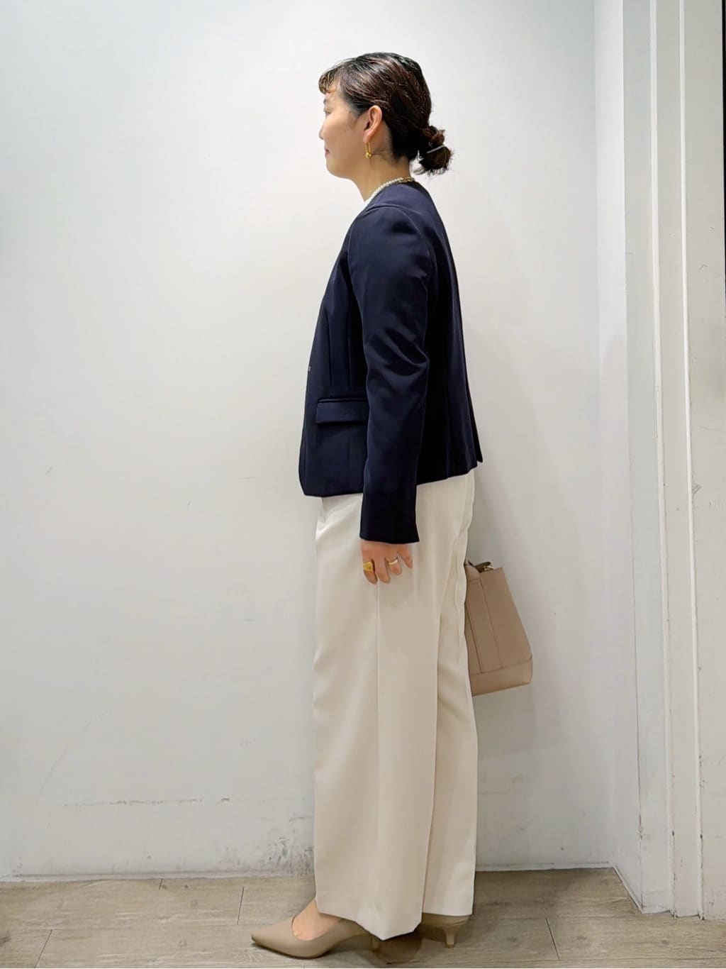 sumicaさんの「OPAQUE.CLIP｜《通勤／セットアップ対応》 パイピングVネックジャケット【洗濯機OK】」を使ったコーディネート