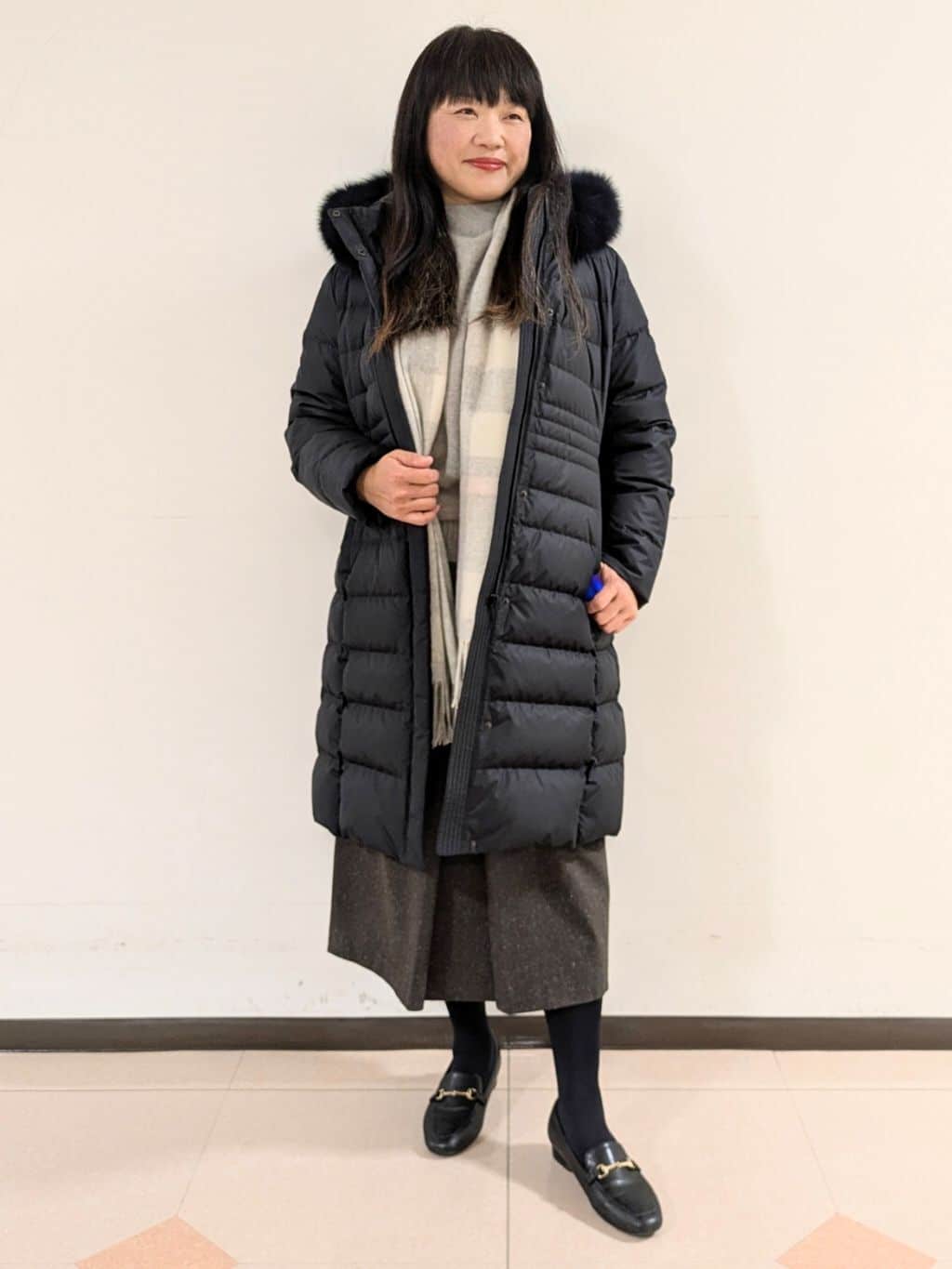 ともさんの「UNTITLED｜【はっ水機能/フード取り外し可/防寒】ロングダウンコート」を使ったコーディネート