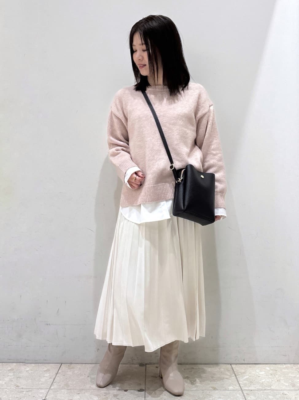 mameさんの「OPAQUE.CLIP｜カシミヤブレンドウールチェスターコート」を使ったコーディネート