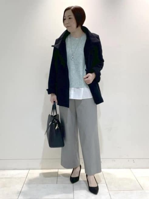 フミさんの「Reflect｜【選べる5色／ゆったりシルエット】Vネックスパンコールニット」を使ったコーディネート