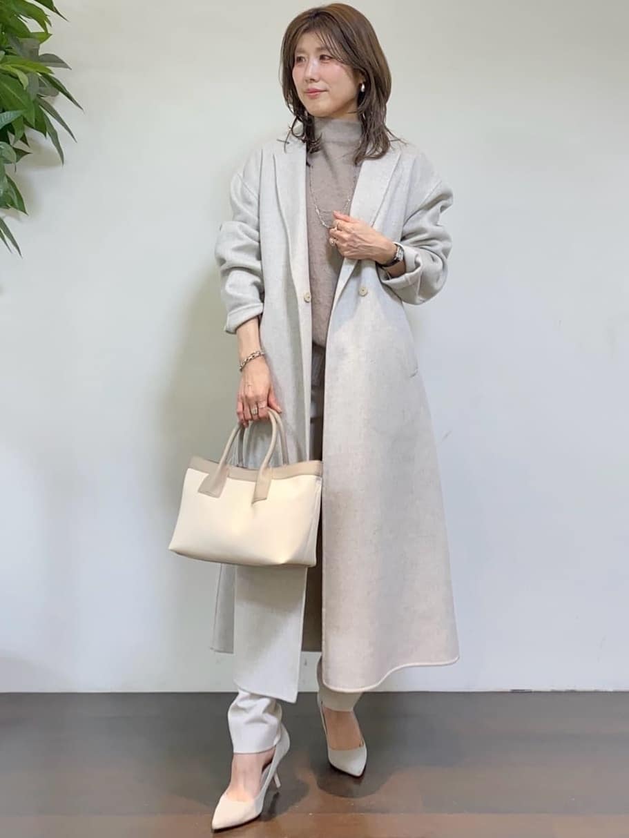 tomoさんの「UNTITLED｜【ロング丈/軽やか】テーラード　リバーコート」を使ったコーディネート
