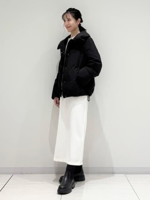 kayoさんの「INDIVI｜【撥水／洗える／デザイン衿】ステッチレス ショートダウンコート」を使ったコーディネート