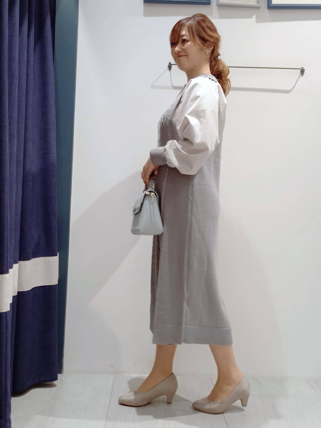 miiさんの「grove｜一枚で華やぐ、袖布帛ケーブルニットワンピース」を使ったコーディネート
