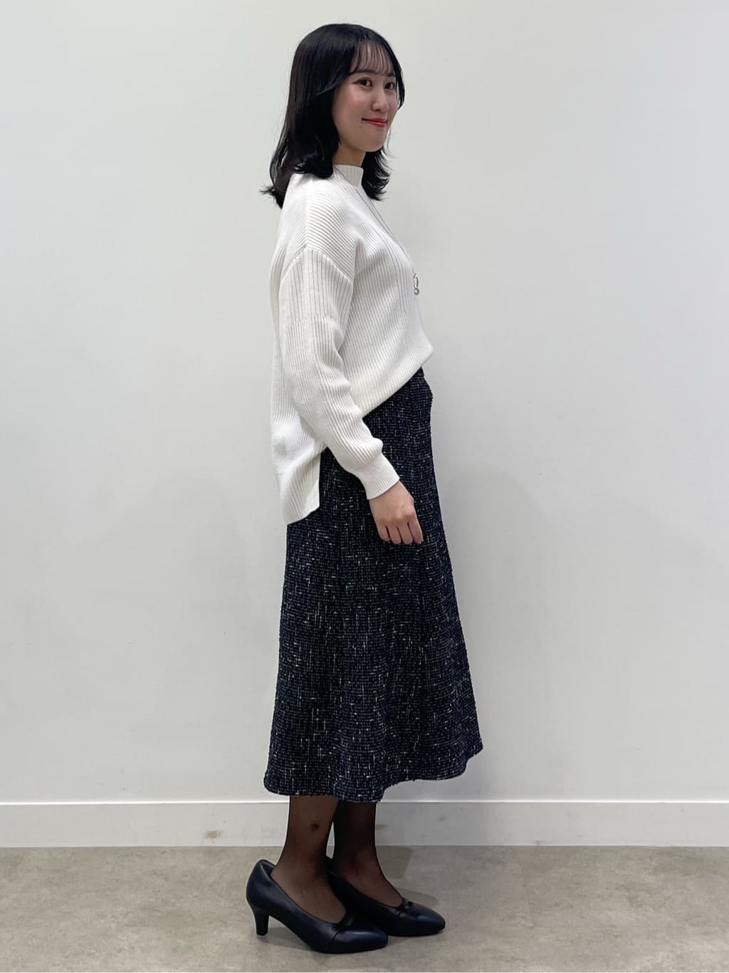 yukariさんの「Reflect｜【腰周りカバー／長め丈】モックネックニットプルオーバー」を使ったコーディネート