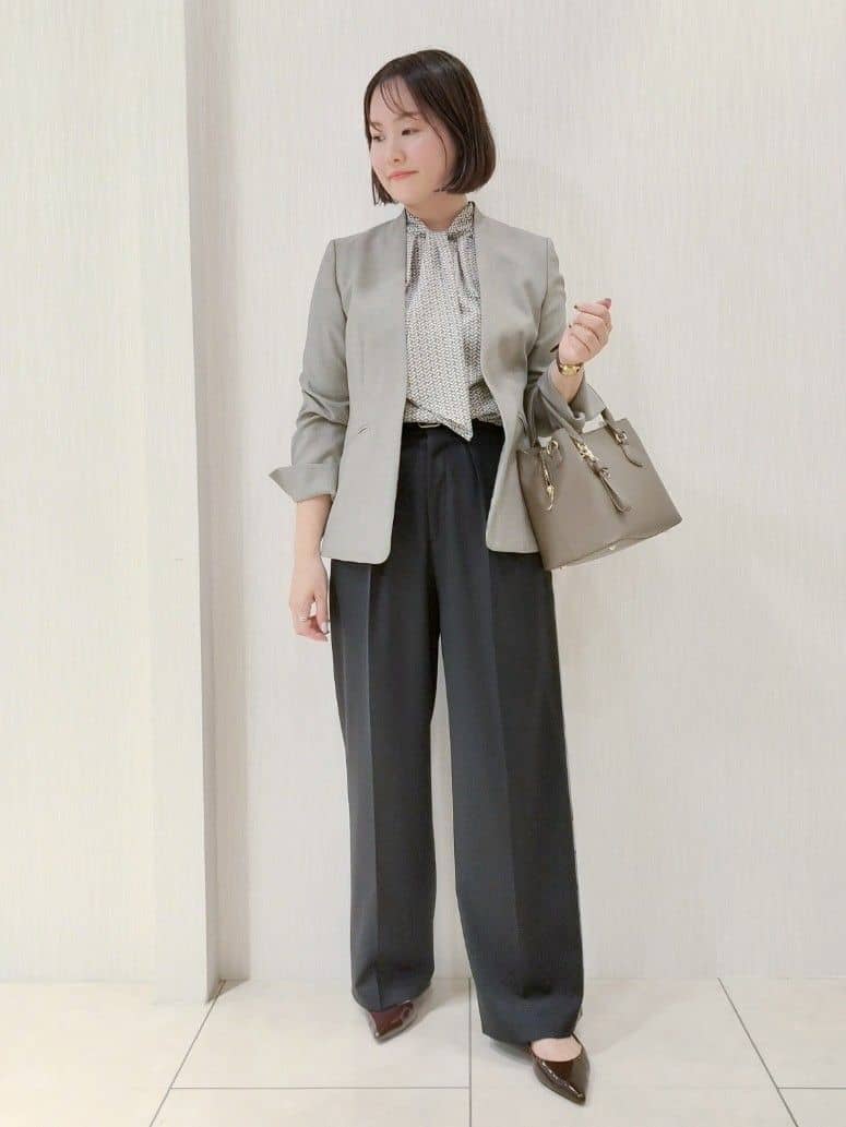 naokoさんの「UNTITLED｜【洗える/お仕事スーツ】ドライメランジ カラーレスジャケット」を使ったコーディネート