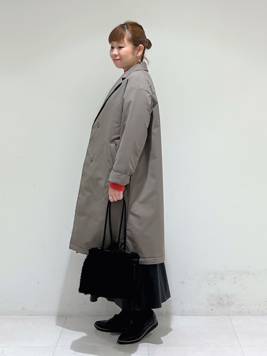 tsuyuさんの「INDIVI｜【超軽量／蓄熱】ライトパフチェスターコート」を使ったコーディネート
