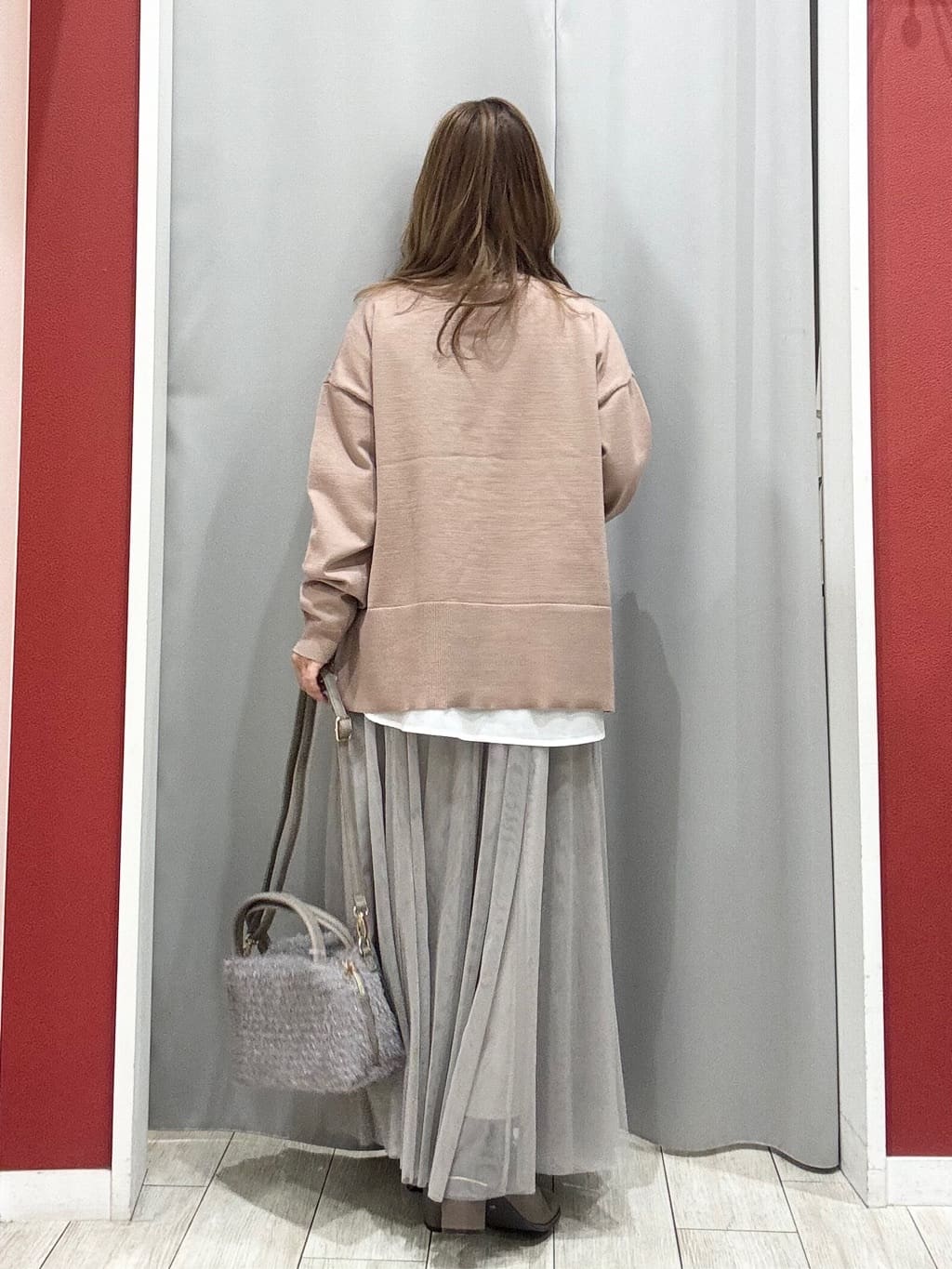 shioさんの「SHOO･LA･RUE｜【2点セット/洗濯機可/S-LL】着回しがきく もちもちハイネックニット+裾シャツインナー」を使ったコーディネート