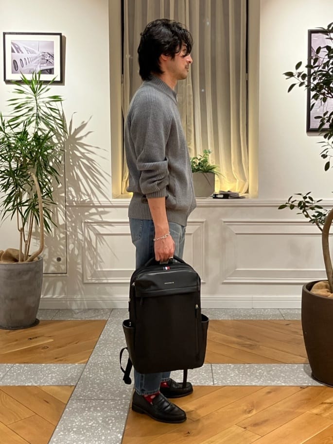 junyaさんの「DRESSTERIOR｜◆【Safari5月号掲載】10．6oz コンフォートワイドデニムパンツ」を使ったコーディネート