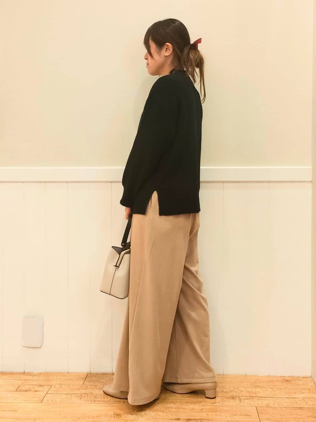 NMさんの「SHOO･LA･RUE｜【着丈選べる/きっと虜になる】あったかもちもち ワイドパンツ」を使ったコーディネート