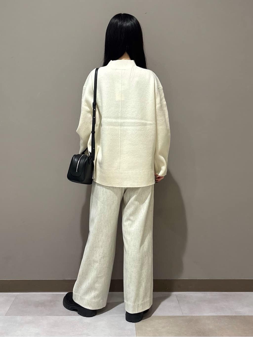 KEIKOさんの「INDIVI｜【日本製／ミドル丈】スタンドカラーミドルコート」を使ったコーディネート