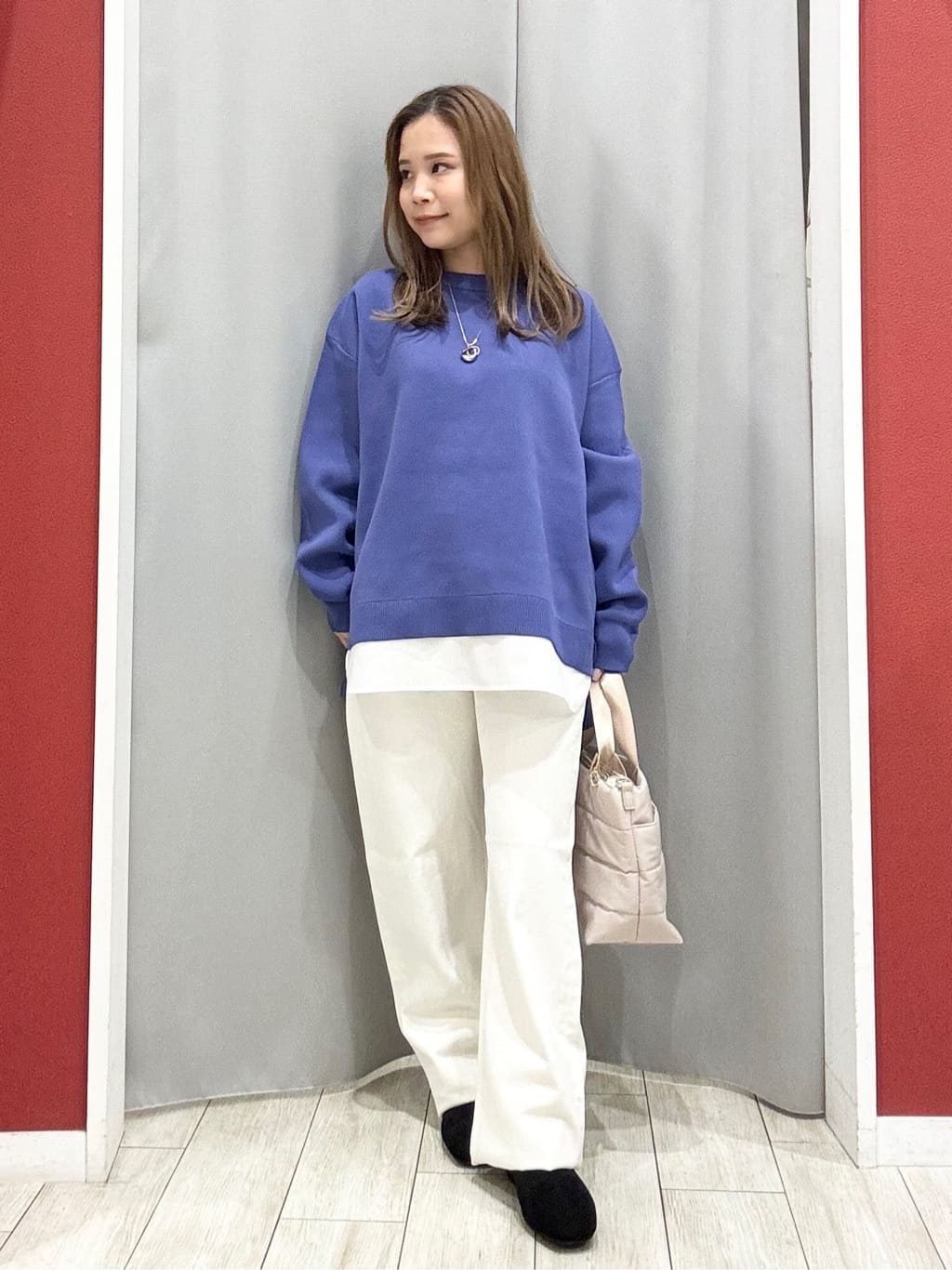 shioさんの「SHOO･LA･RUE｜【撥水/あったか】たっぷり着られる 中綿モンスターショートコート」を使ったコーディネート