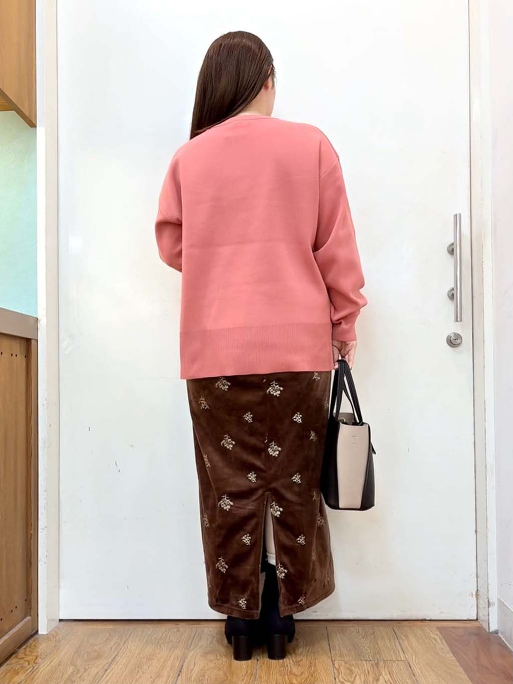 だいわさんの「SHOO･LA･RUE｜【高レビュー/洗濯機可/S-LL】さらに軽くなった スポンディッシュ裾フェイクトップス」を使ったコーディネート