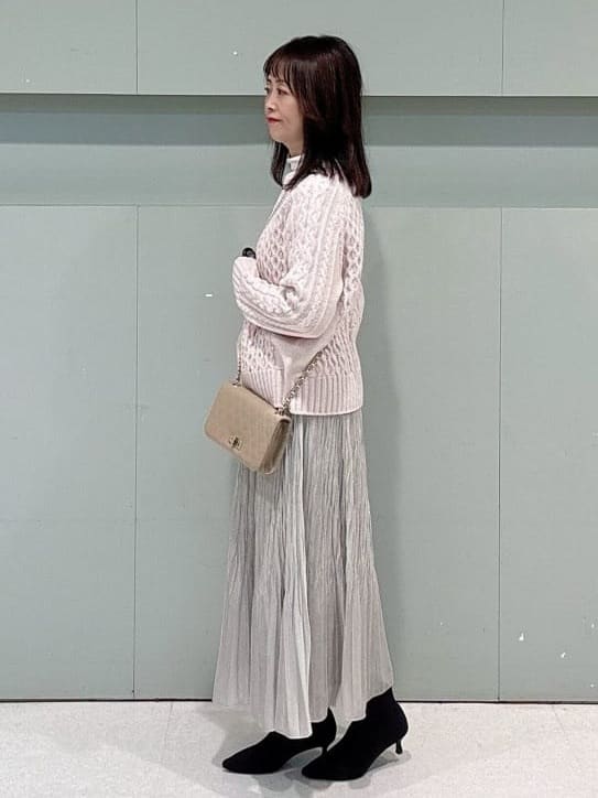 makiさんの「UNTITLED｜【洗える】スポンディッシュ ケーブル柄ニット」を使ったコーディネート