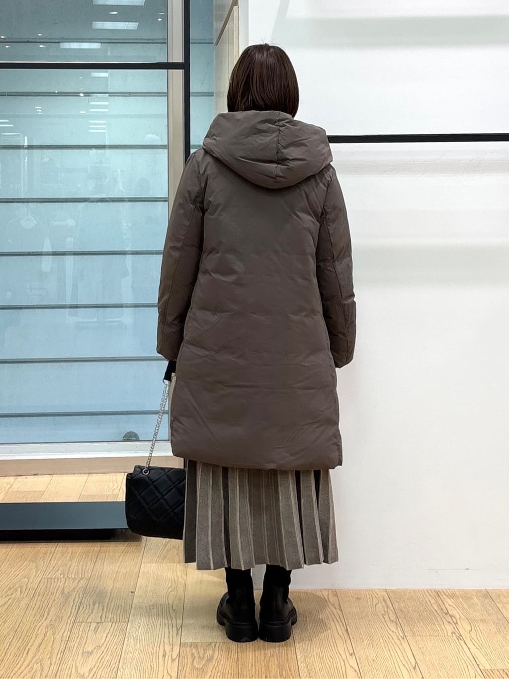 asamiさんの「INDIVI｜【洗える／カシミヤ混】ボトルネック ドルマンスリーブニット」を使ったコーディネート