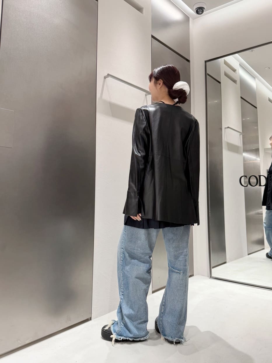 kanamiさんの「CODE A｜tailored mood mini skirt」を使ったコーディネート