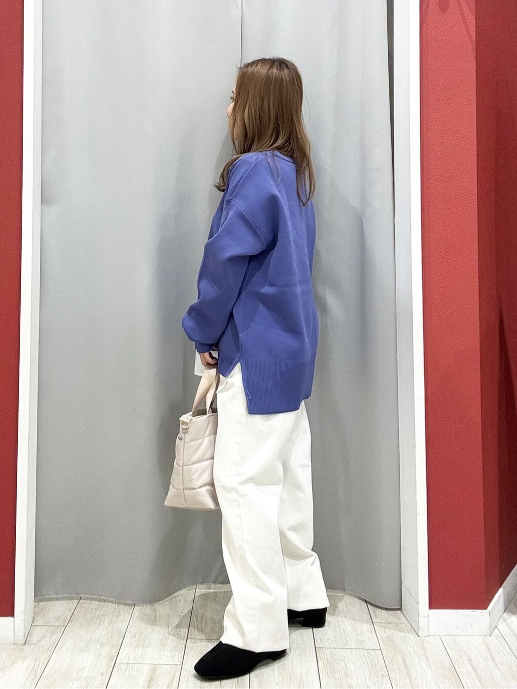 shioさんの「SHOO･LA･RUE｜【撥水/あったか】たっぷり着られる 中綿モンスターショートコート」を使ったコーディネート