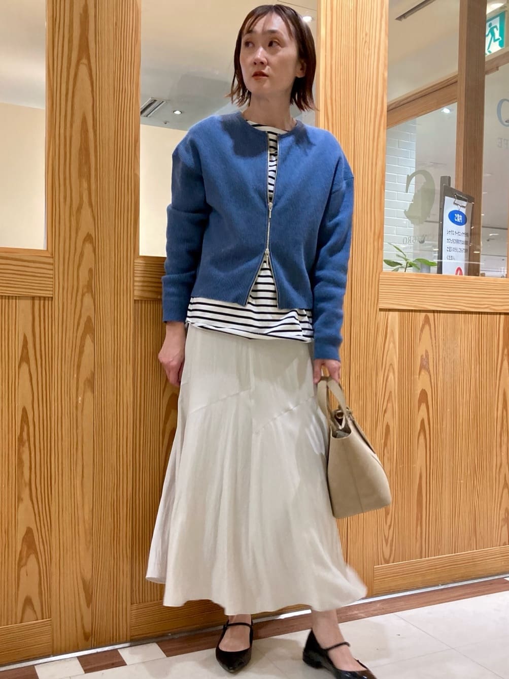 ゆうさんの「UNTITLED｜【ゆったりサイズ／着丈短め】ジップニットカーディガン」を使ったコーディネート