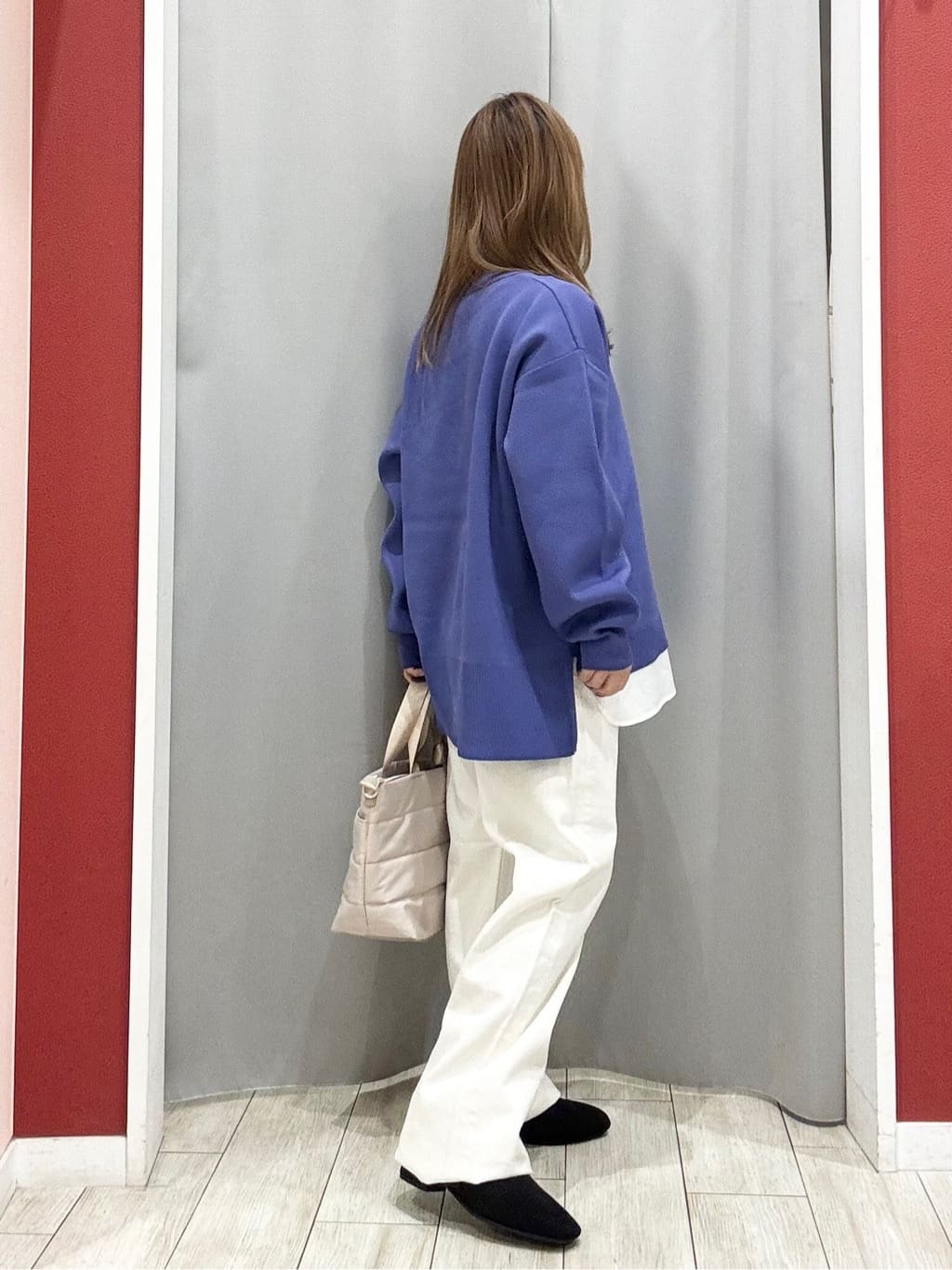 shioさんの「SHOO･LA･RUE｜【撥水/あったか】たっぷり着られる 中綿モンスターショートコート」を使ったコーディネート