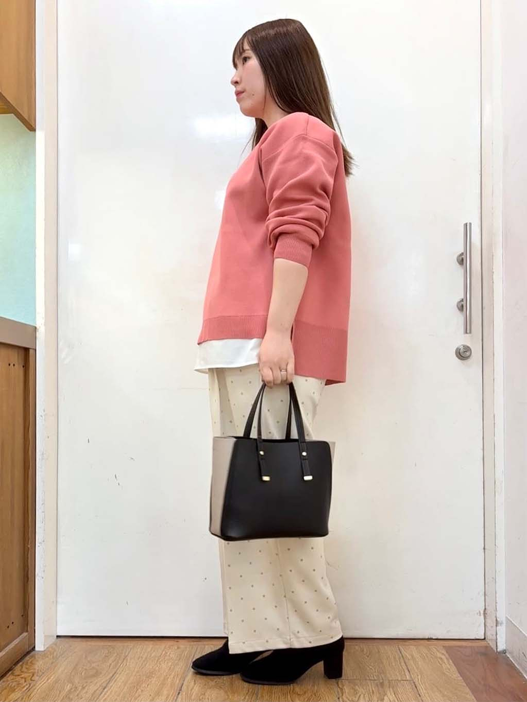 だいわさんの「SHOO･LA･RUE｜【高レビュー/洗濯機可/S-LL】さらに軽くなった スポンディッシュ裾フェイクトップス」を使ったコーディネート