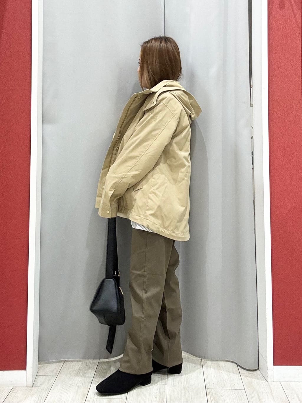 shioさんの「SHOO･LA･RUE｜【洗濯機可/S-LL/体型カバー】横姿もきれい見え スポンディッシュ Aライントップス」を使ったコーディネート