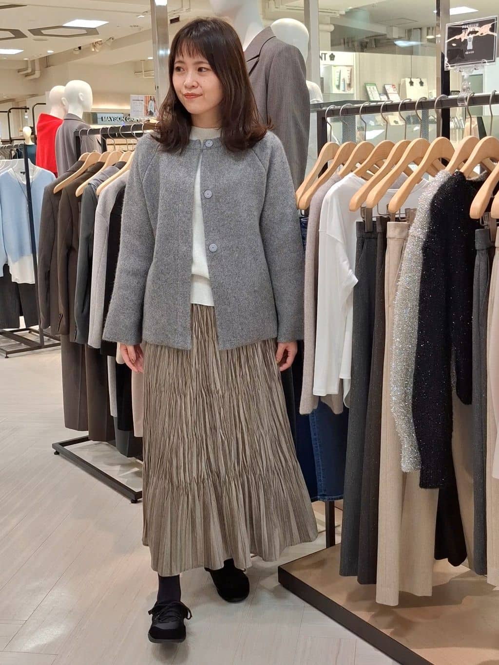 YuKaRiさんの「UNTITLED｜【着回しが効く／オンオフアウター】ウールショートコート」を使ったコーディネート