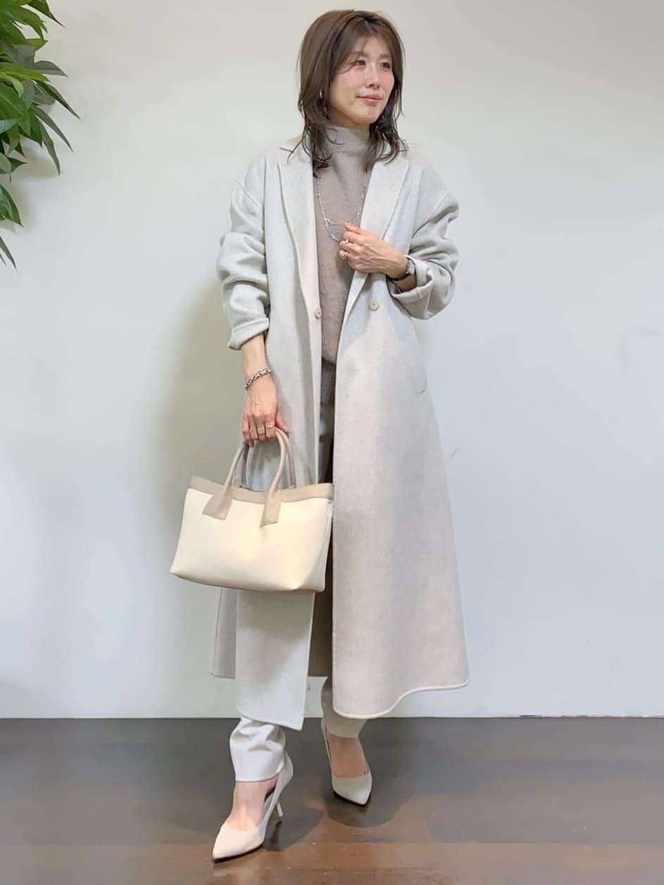 tomoさんの「UNTITLED｜【ロング丈/軽やか】テーラード　リバーコート」を使ったコーディネート